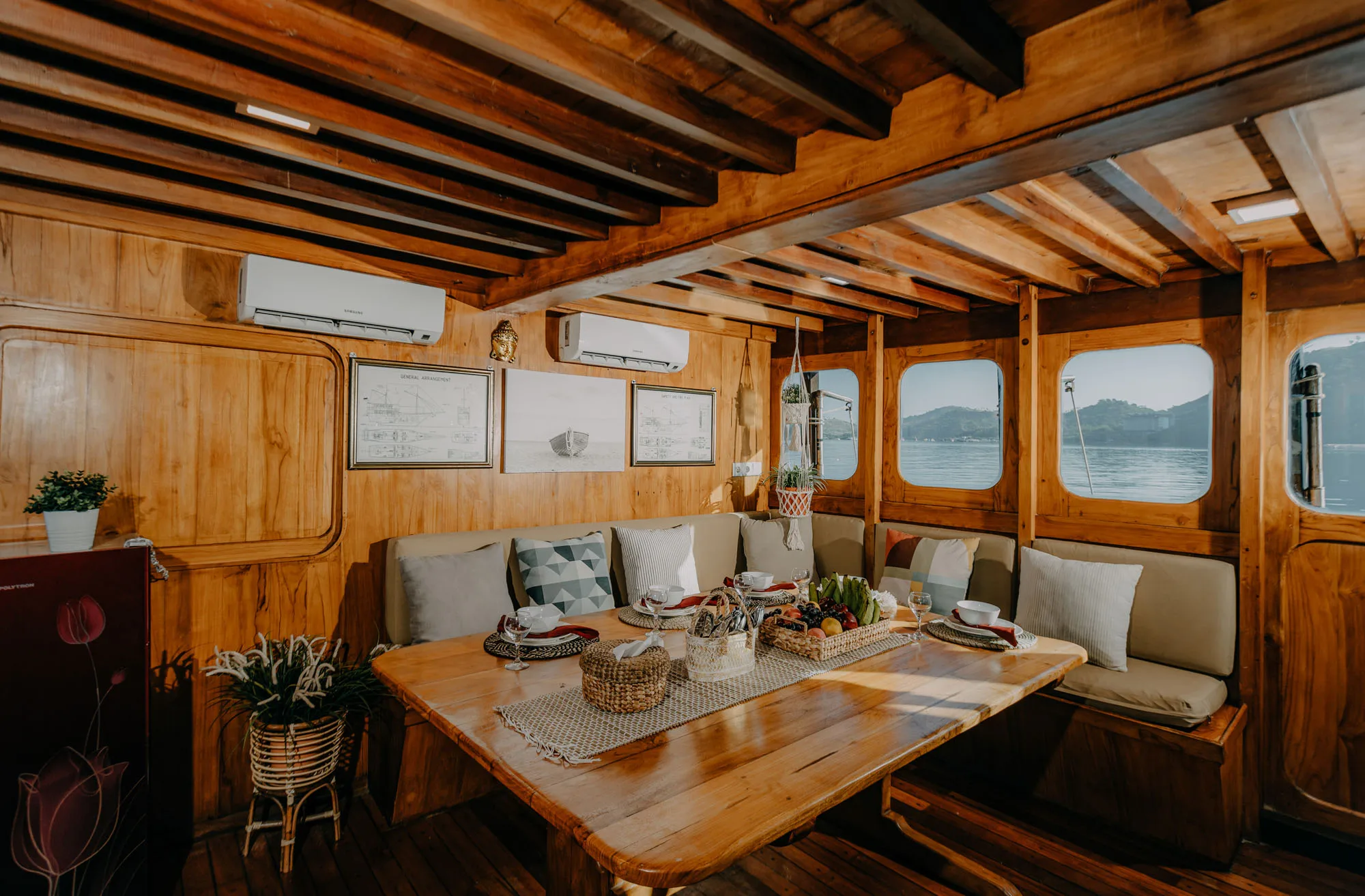 Adishree-Indoor-Dining-Area